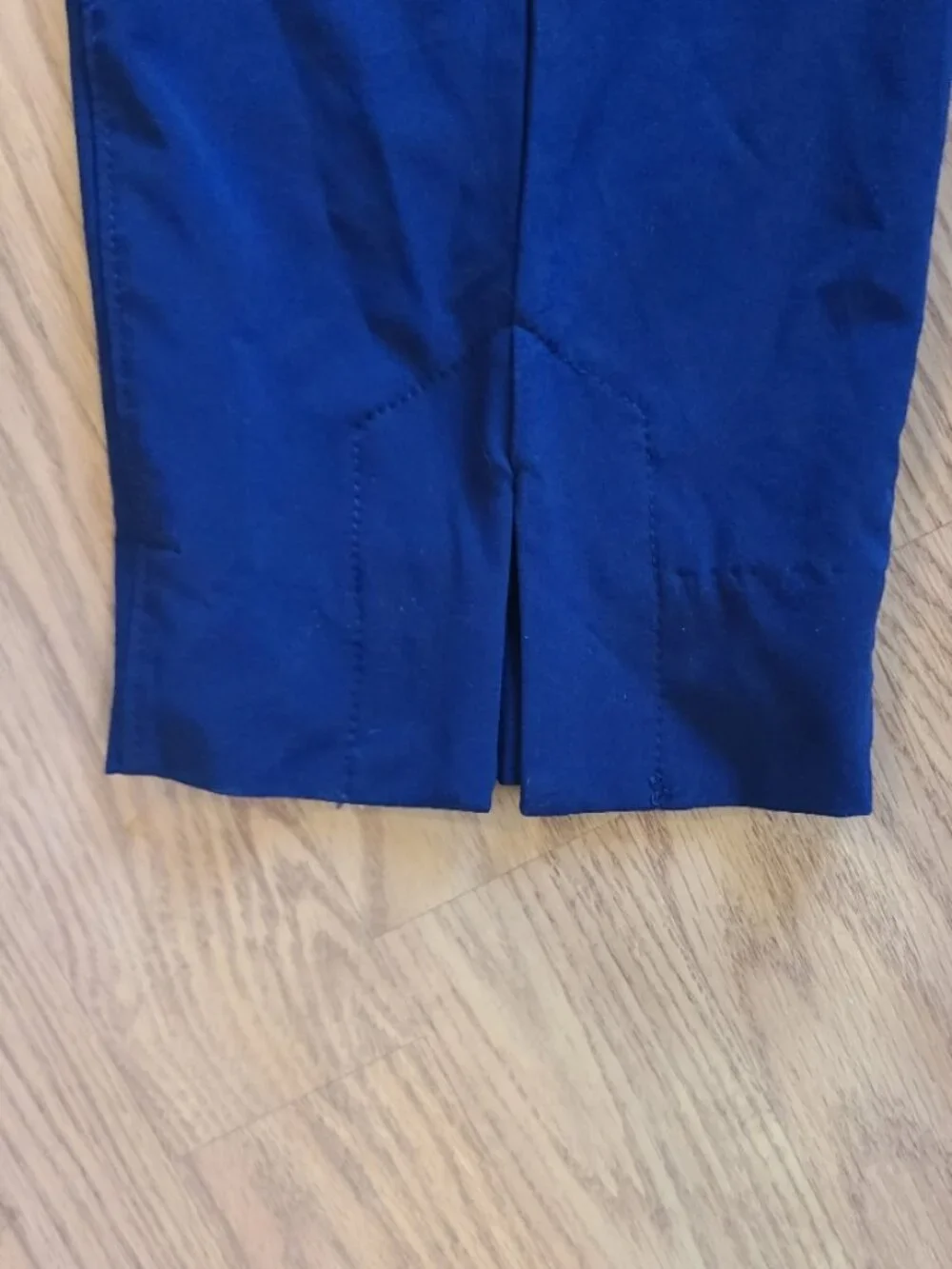 BELYN KEY BK CROP PANTS GOLF ATHLEISURE NAVY CAPRI 4-WAY STRETCH UPF 50 sz M